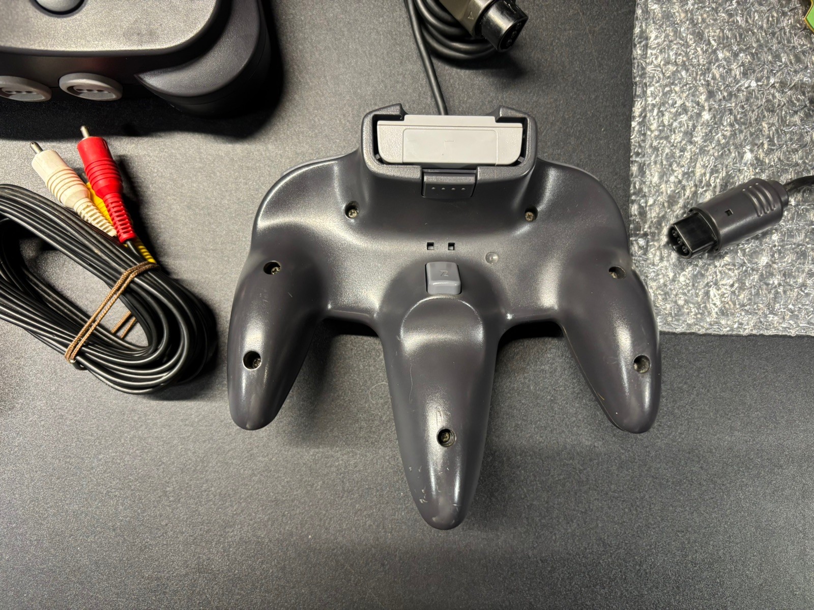 Nintendo 64(N64)Console with Jumper Pack & Memory See Pics & Read Description
