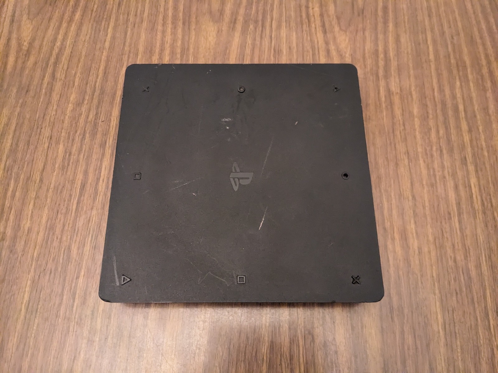 Sony PlayStation 4 Slim 1TB Console – Low Firmware 9.00
