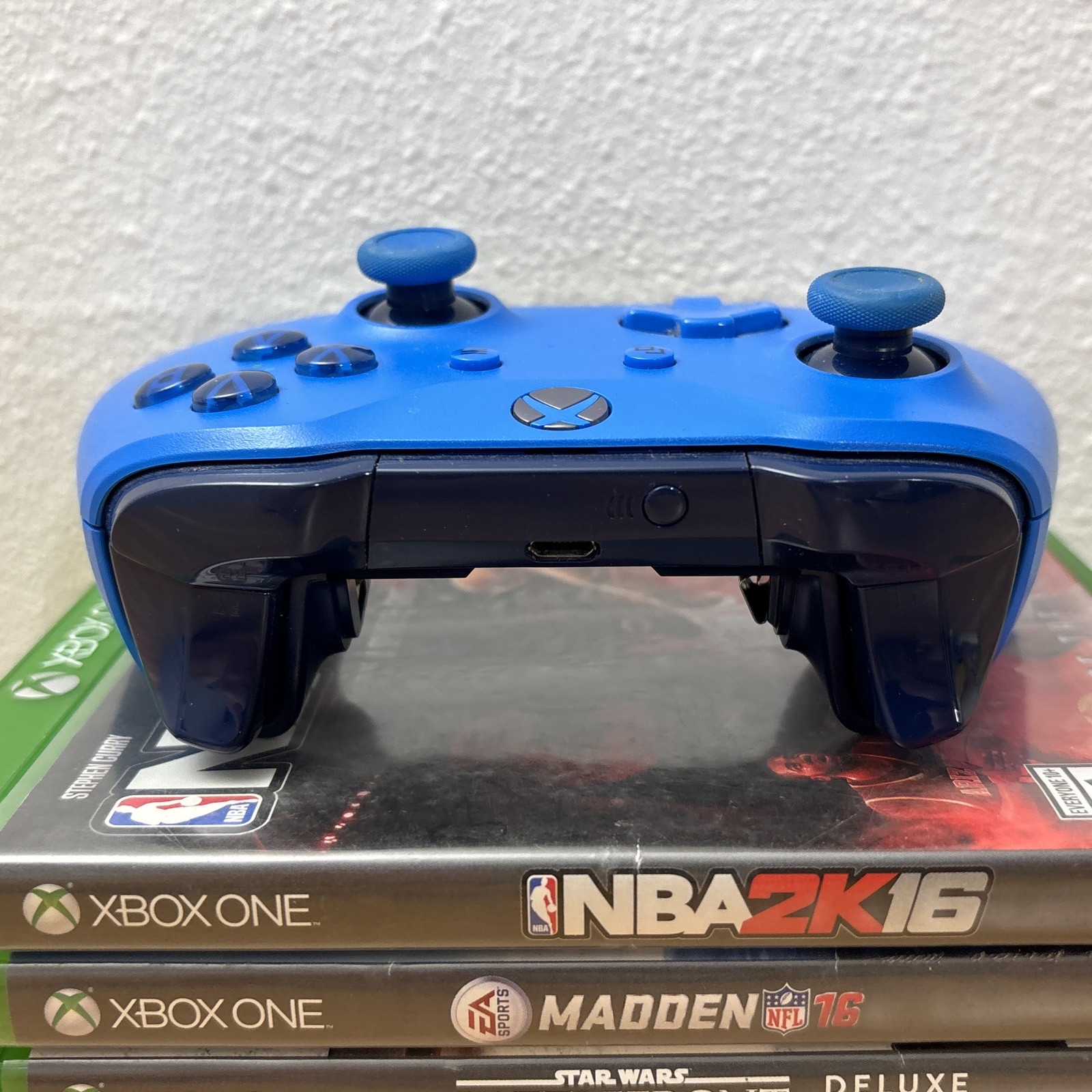 Xbox One S 1TB Console 1681 Bundle Blue Controller 1708 PowerA Battery Games CIB