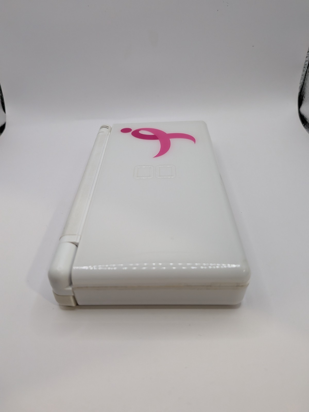 Nintendo DS Lite – Pink Ribbon White Special Edition – Tested & Works