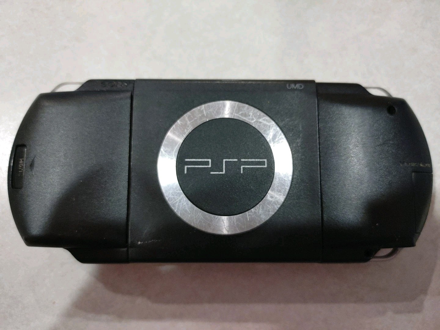Sony PSP PSP-1001 PlayStation Portable – Black. 32MB (READ DESCRIPTION)!