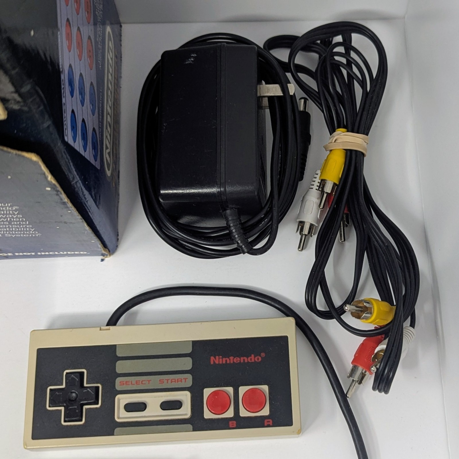 Nintendo NES Control Deck Console Bundle w/ Box, Styrofoam, Manuals, & Mario!