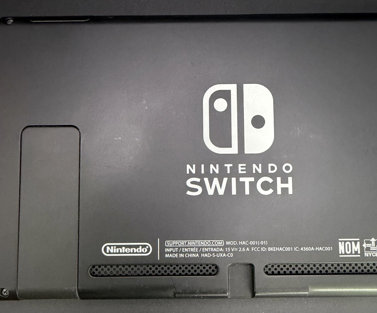 Nintendo Switch HAC-001 Original Red And Blue (J03027147)