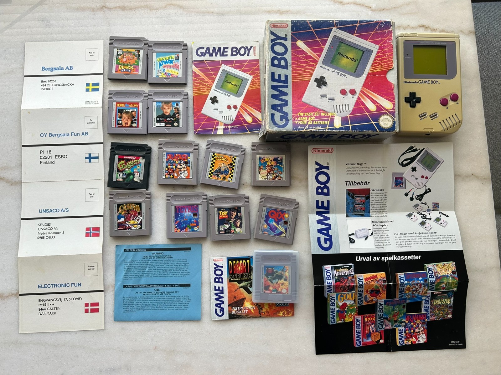 Nintendo Game Boy System DMG-01 Swedish in BOX with 13 Games Tetris