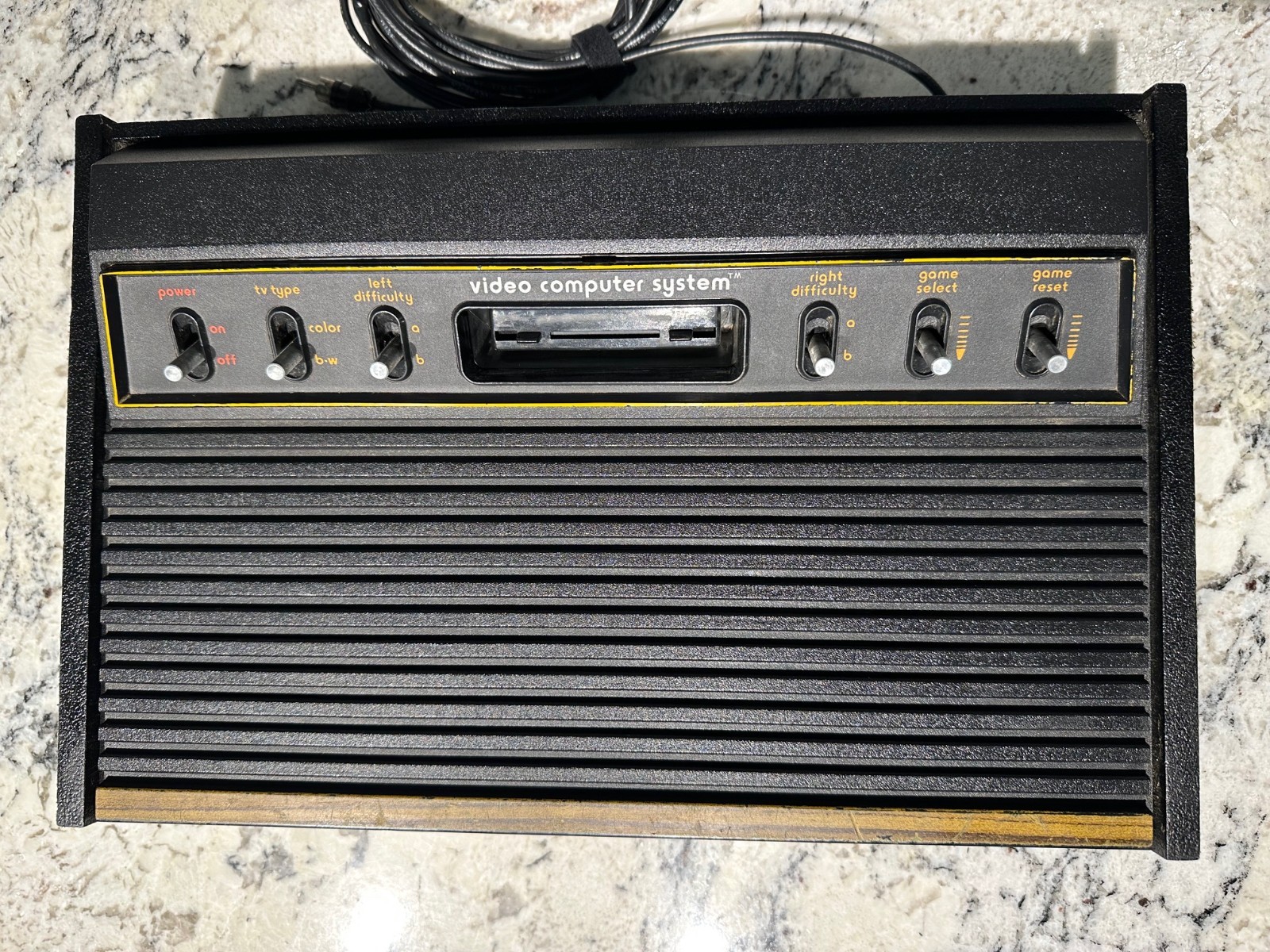 ATARI CX2600 ‘Heavy Sixer’ Six Switch Console Early F Series Sunnyvale CA. RARE