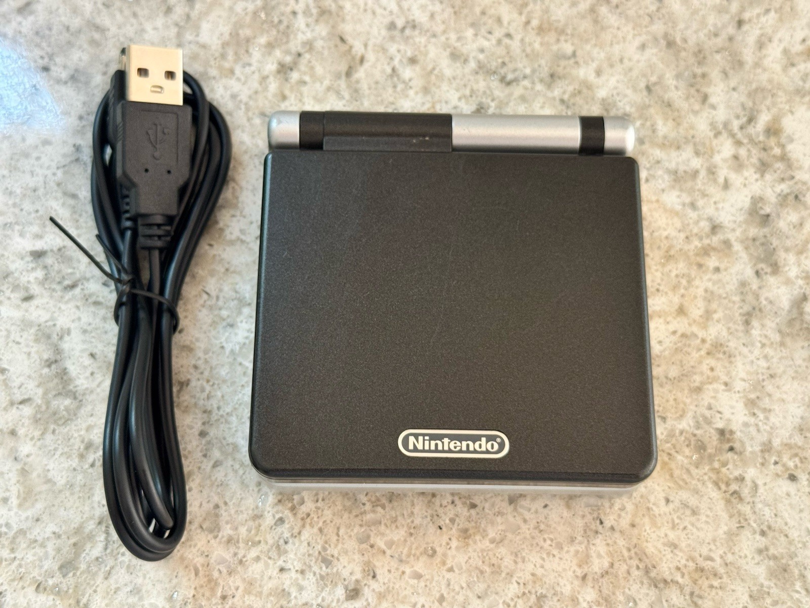 Nintendo Gameboy Advance SP AGS-001 – Black & Silver – Tested & Works