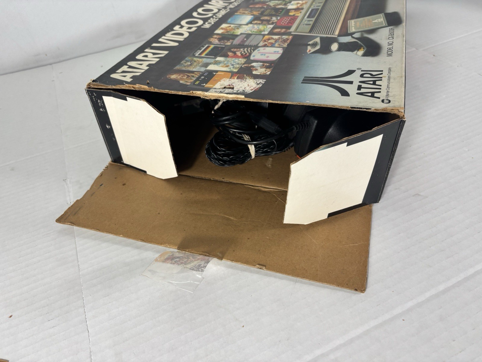 Atari 2600 Console CIB Complete In Box + 12 Games Pac-Man And More Tested READ