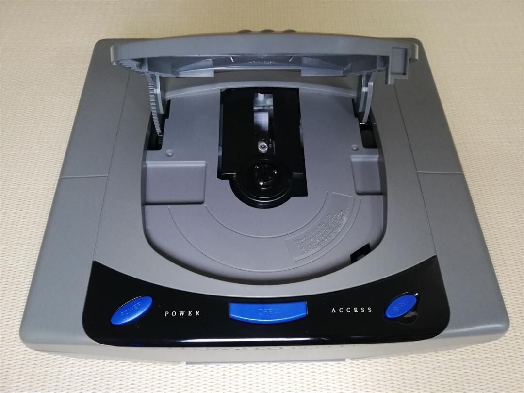 Sega Saturn Console Gray HST-0004 with 2 controllers Japanese Version tested