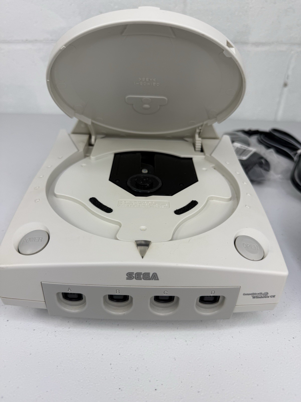 Sega Dreamcast Console – White w/ Controller & Cords! HKT-3020 Tested & Works