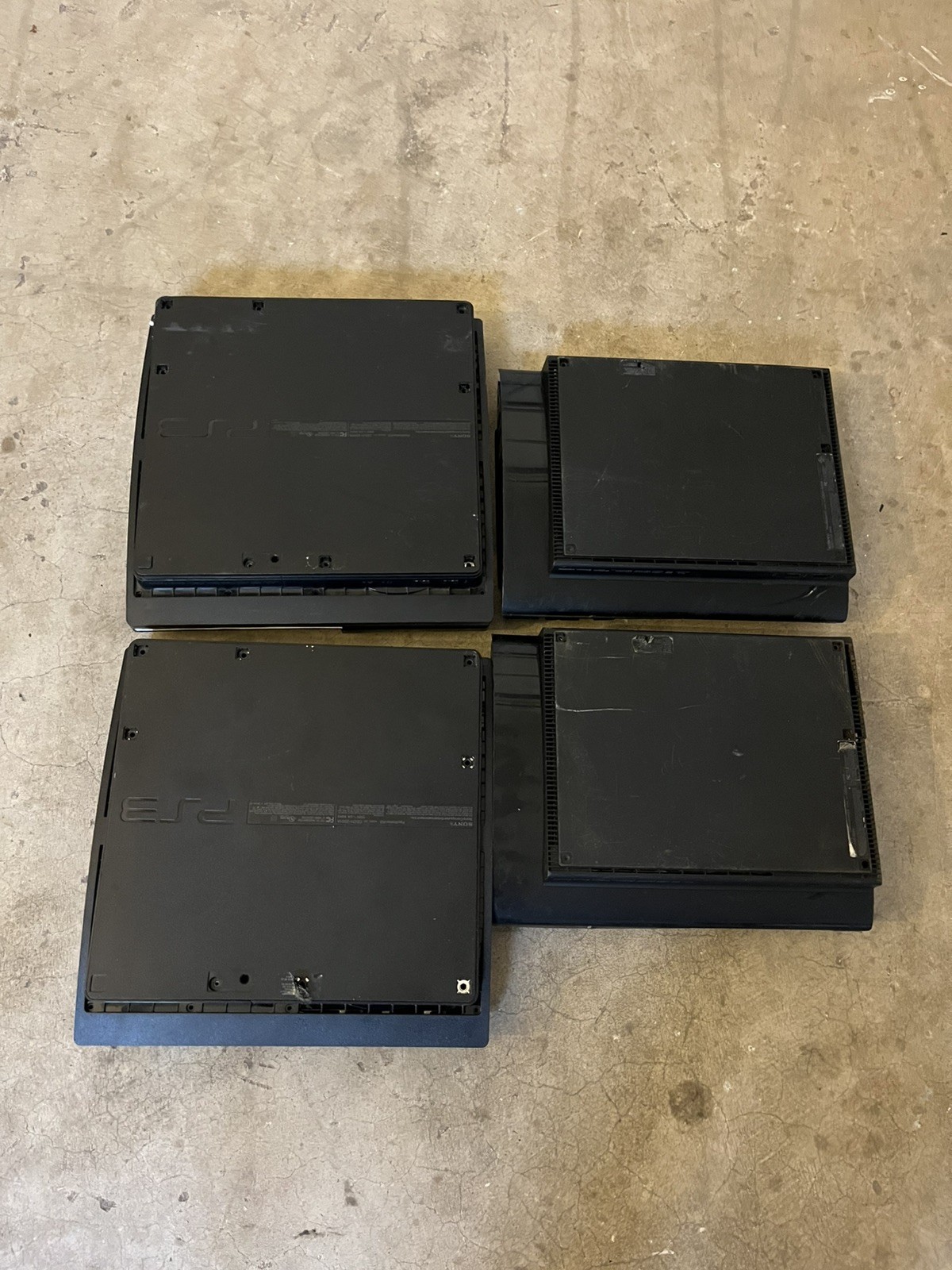 Lot of 4 Unknown Condition PlayStation 3 PS3 Consoles As-Is for Parts/Repair