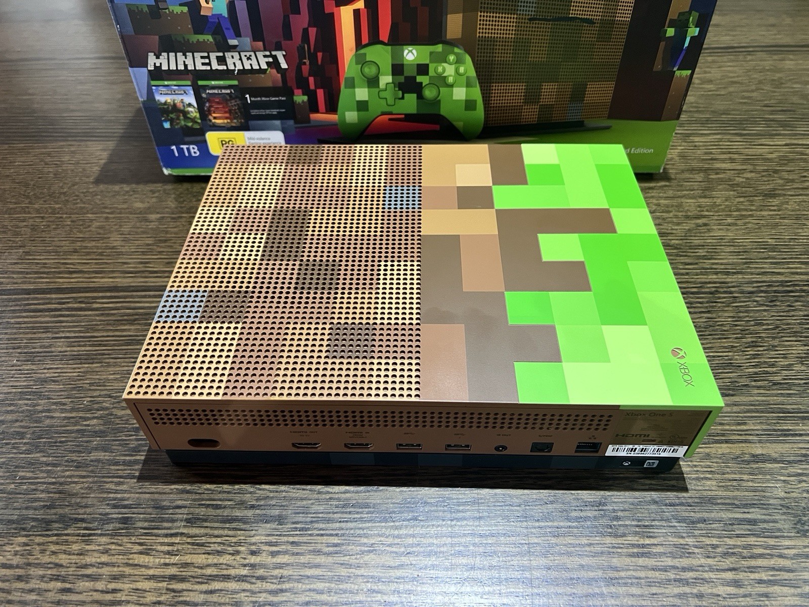 Microsoft Xbox One S 1TB Minecraft Limited Edition Console – Excellent Condition