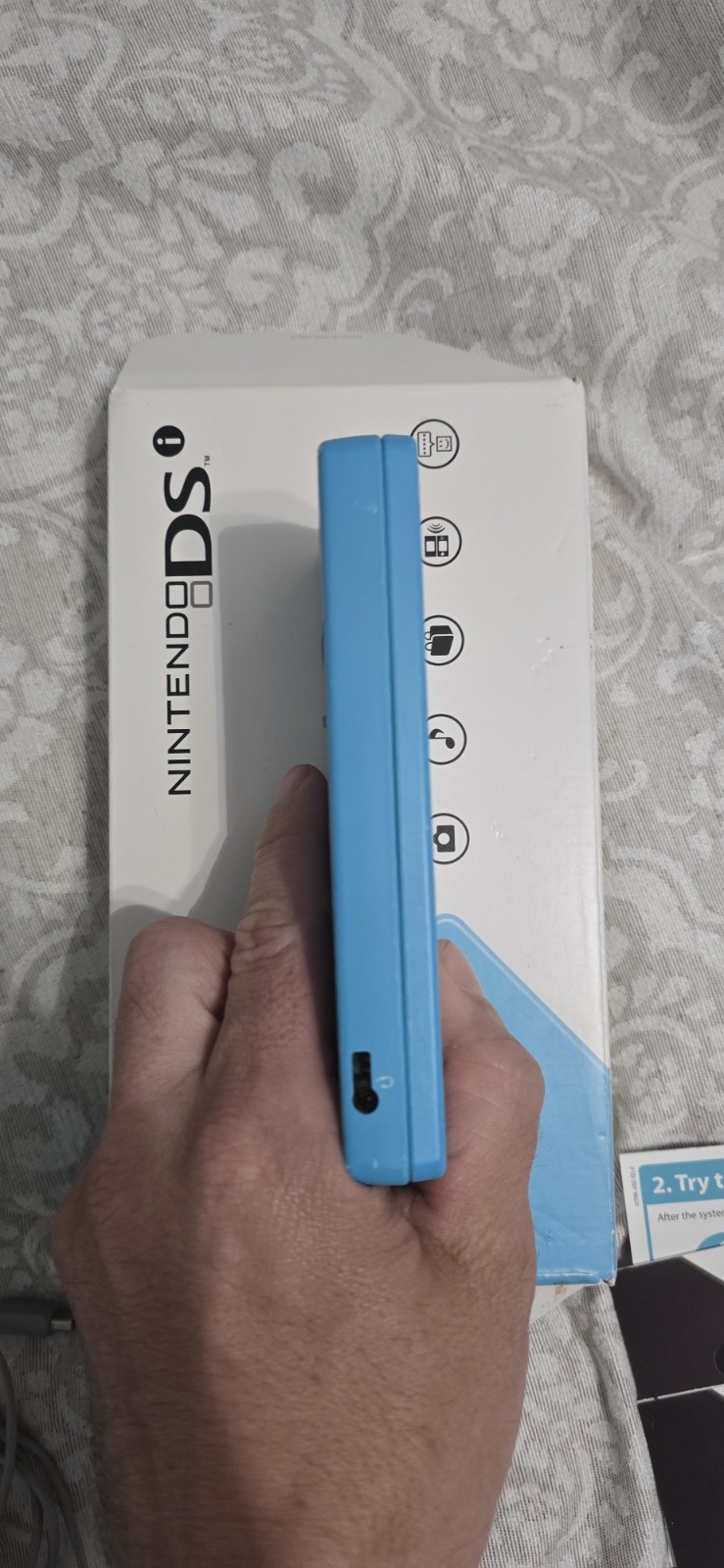 Nintendo DSi Teal Blue Complete Cib Plus Protector And Car Charger