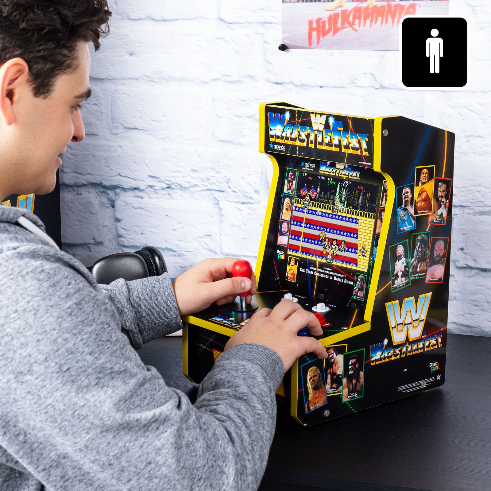 Arcade Classics WWE Counter Series Game with 8″ Liquid Crystal Screen & 4 Games