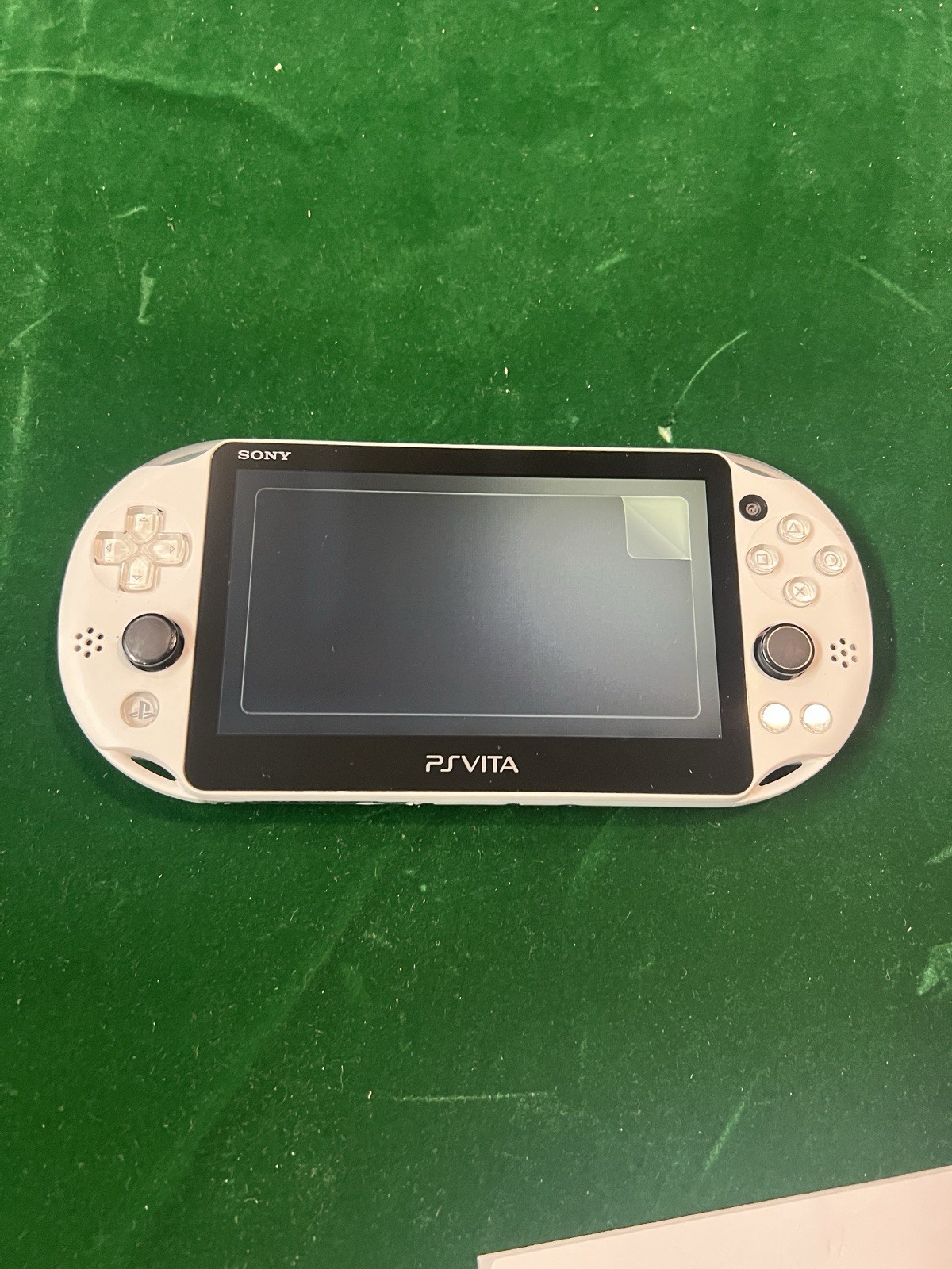 Sony PS Vita PCH-2000 Slim White + Charger GREAT CONDITION Used