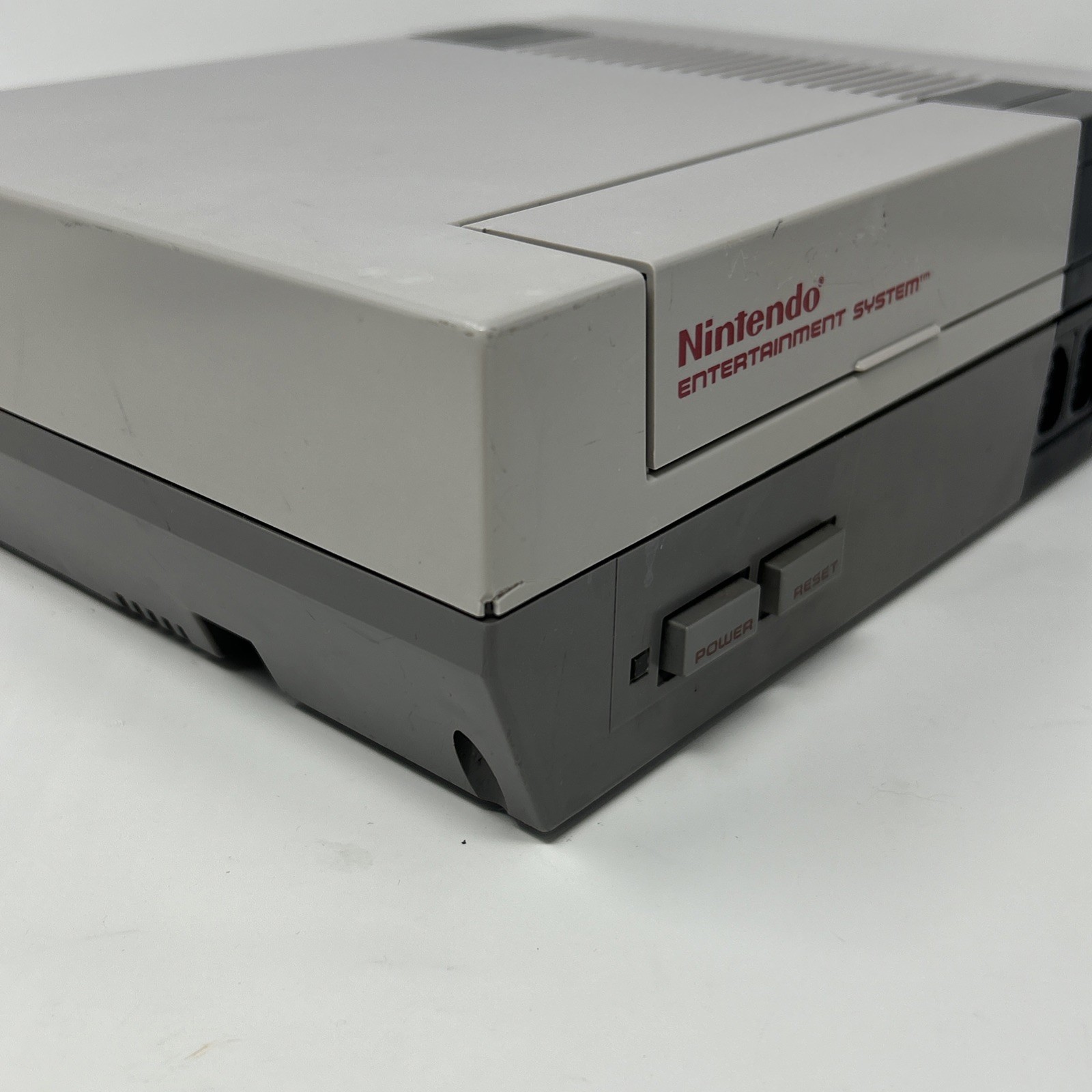 Nintendo NES Console Bundle NEW 72 Pin 1 Controllers Castlevania