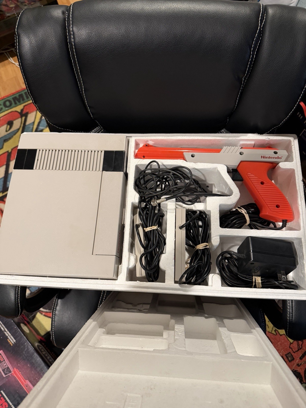 Nintendo NES Action Set Console Complete In Box NES CIB 1985 Orange Zapper