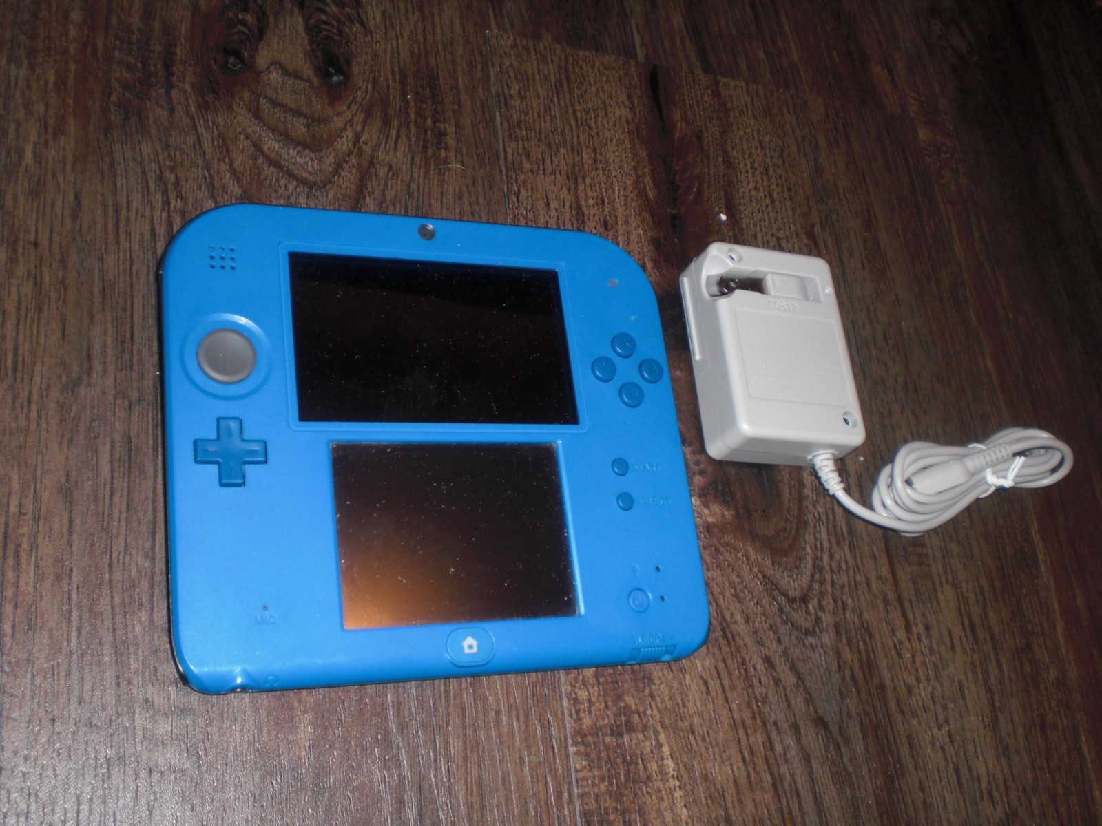 Nintendo 2DS 3DS Blue Console Play 3DS DS 2DS Games System TESTED FTR-001