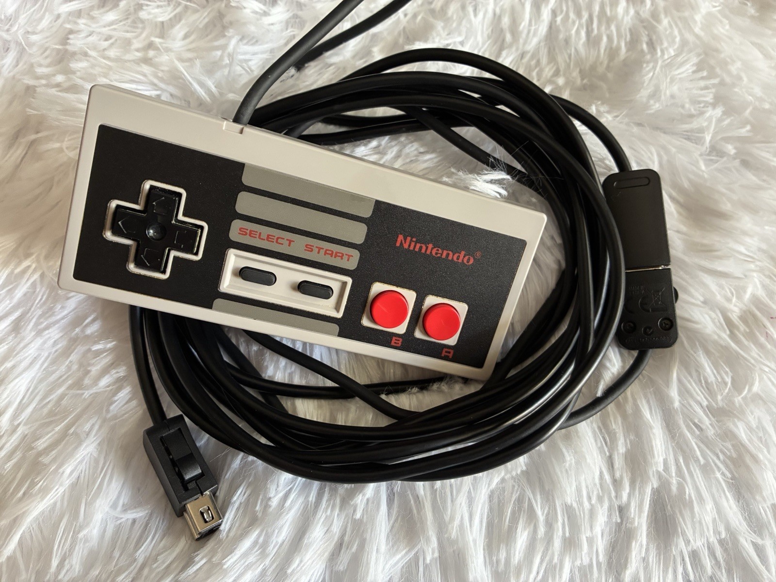 Authentic NES Classic Edition Console – 100 Games- Complete w/ extra controller