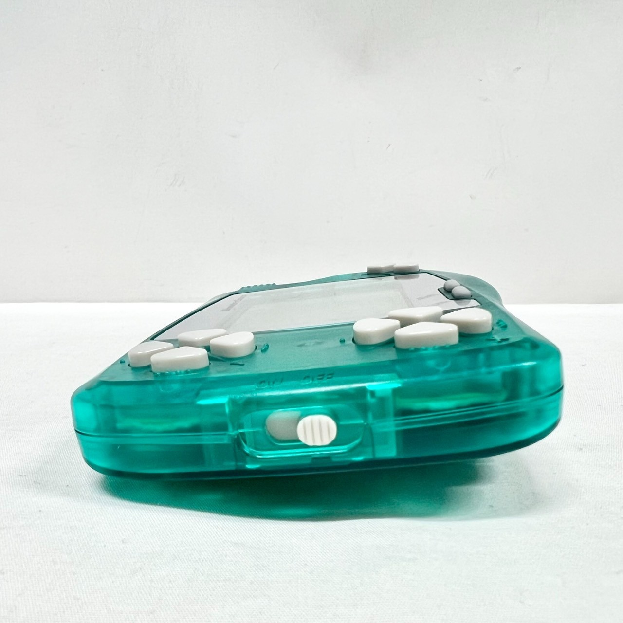 WS — Wonder Swan Console Skeleton Green — WonderSwan, Japan. 192