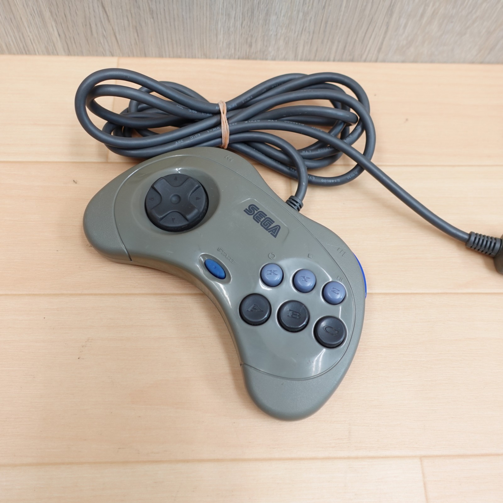 SEGA SATURN CONSOLE bundle with 2 controllers & 6 games Japan NTSC-J tested