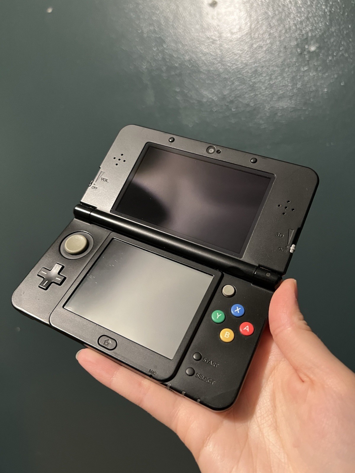 Nintendo 3DS 4GB Black Handheld Console-Japanese Version, Region Locked