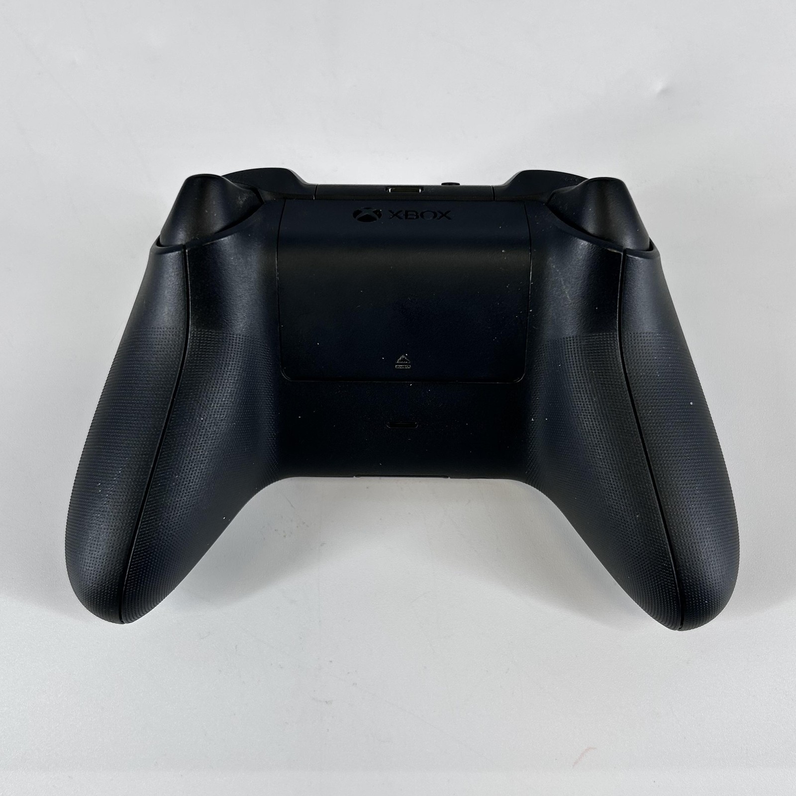 Microsoft Xbox One Console Black 1TB w/ Controller/HDMI/Power Cord – Good
