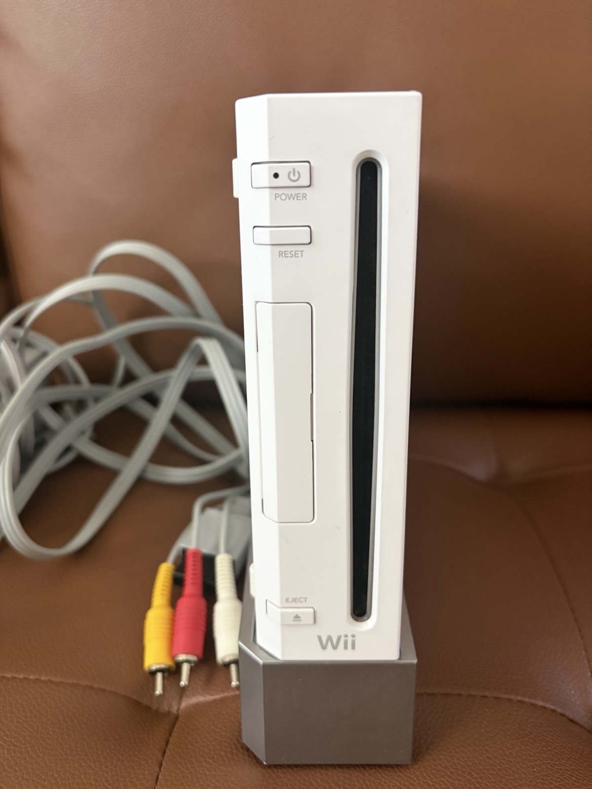 NINTENDO WII WHITE CONSOLE AND CABLES TESTED WORKS EXCELLENT CONDITION
