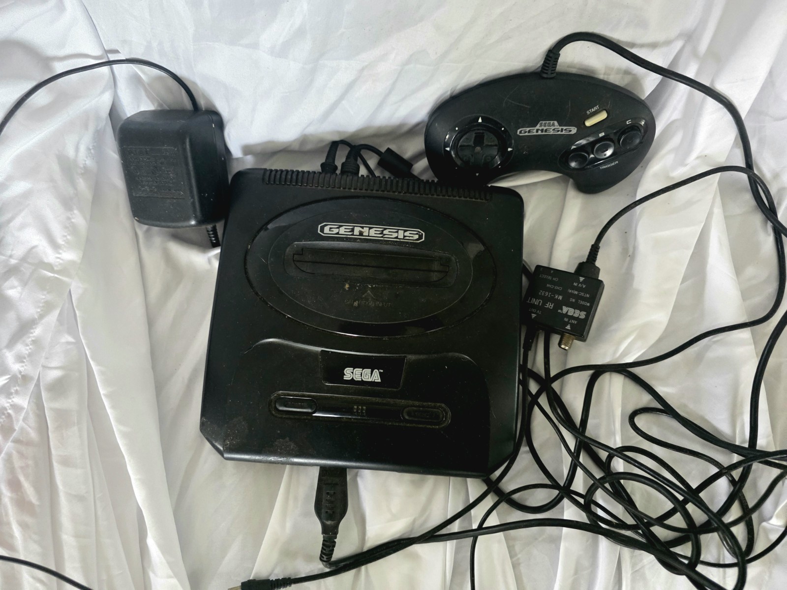 SEGA Genesis Console Bundle w/ Controller, Power Supply & RF Adapter, Black