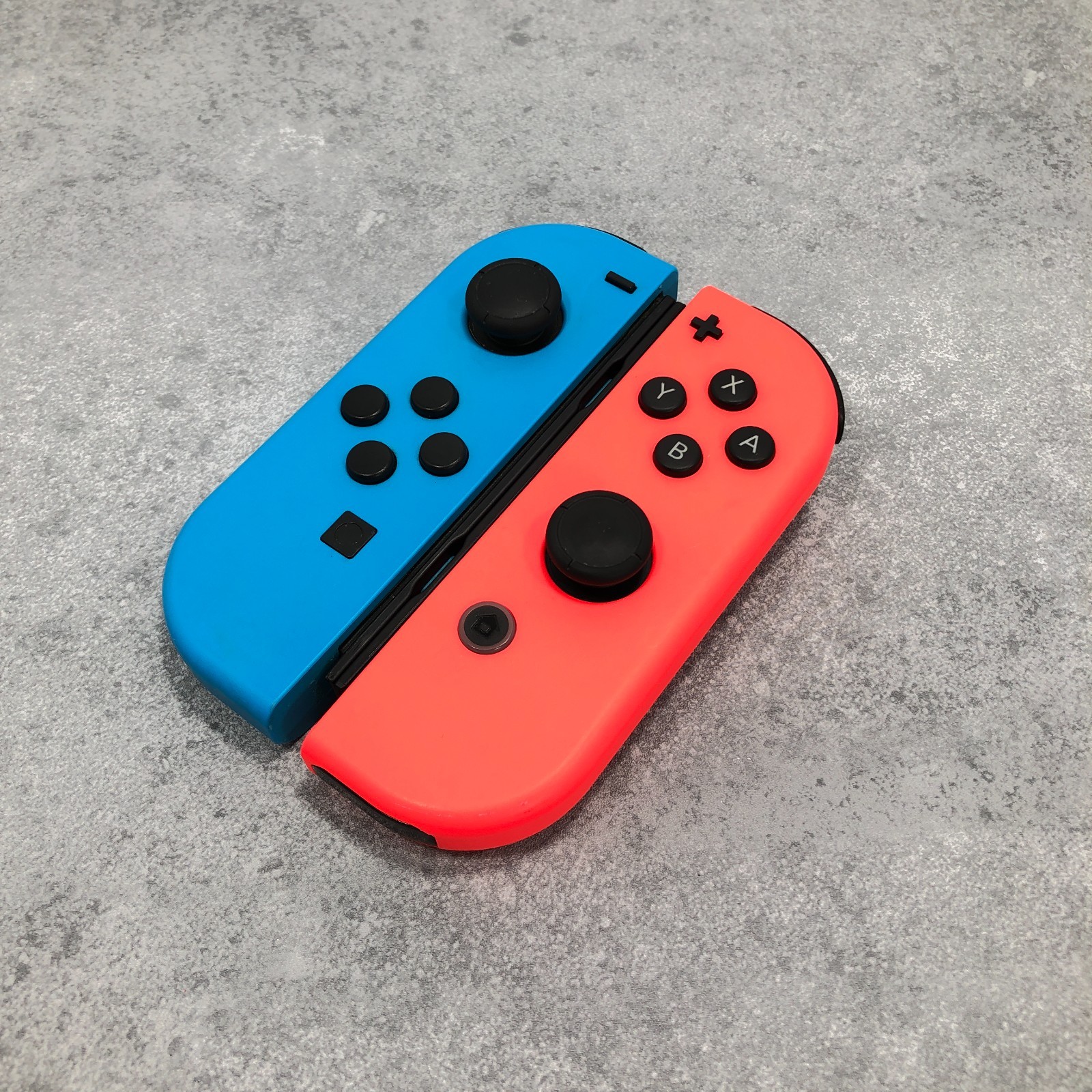 [EX+3] Nintendo Switch V1 Hac-001 2018 Console Region Free red Blue 26-06-51