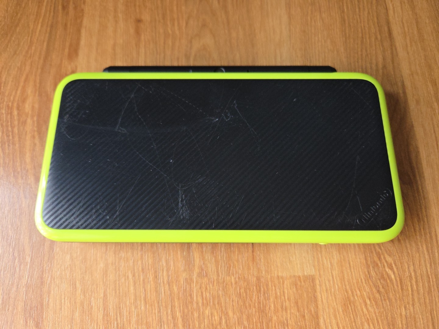 Nintendo «New» 2DS XL LL Console Black Lime + Charger Japan Region Locked