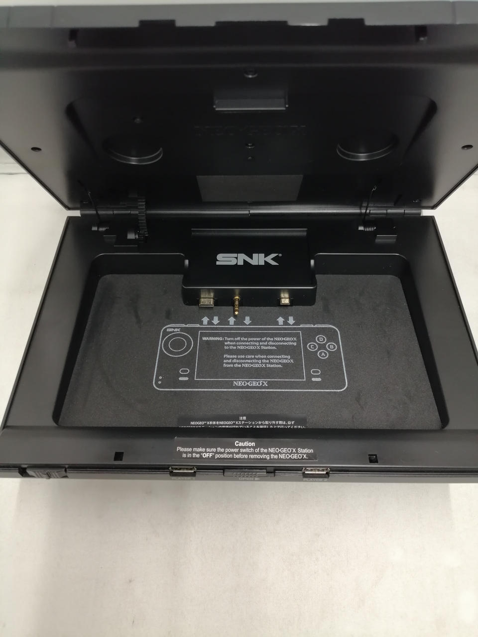 SNK NEO GEO X GOLD ENTERTAINMENT SYSTEM Japan Tommo – Cables Not Included