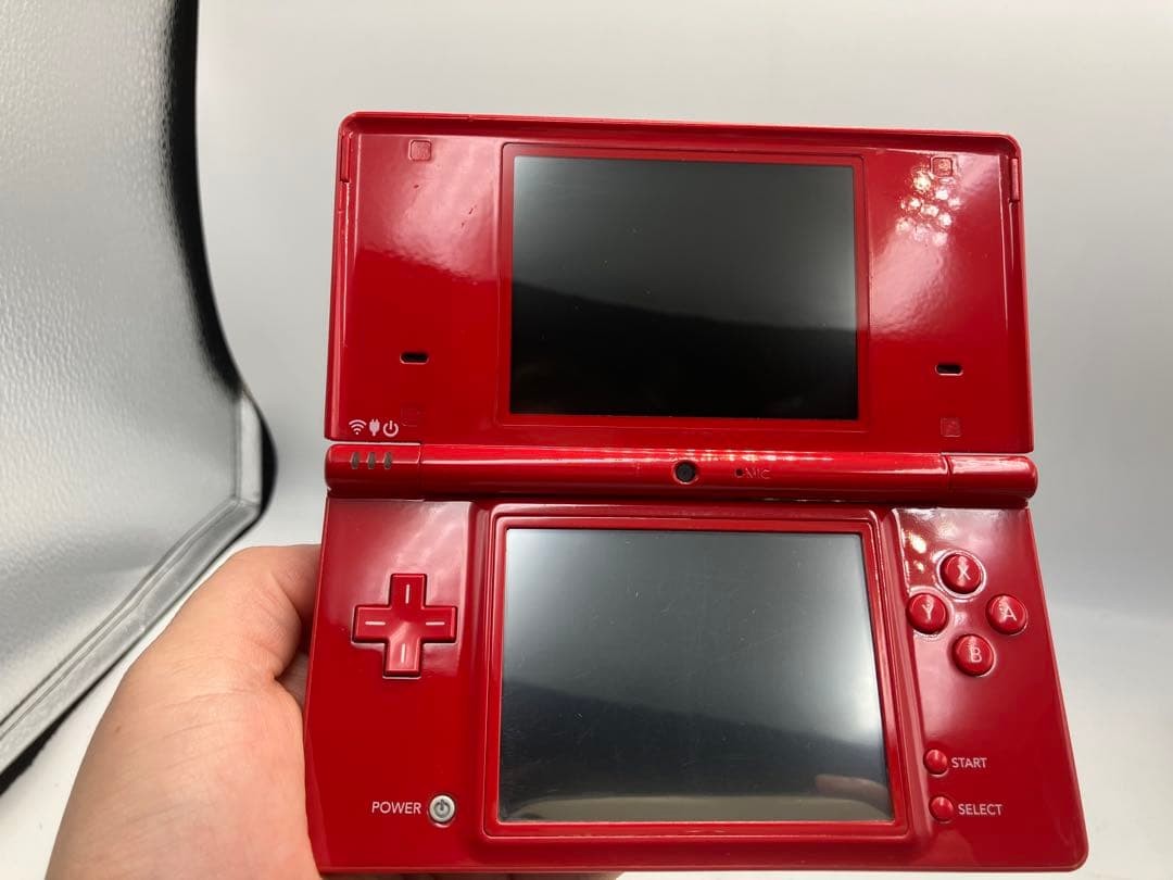 ② Nintendo DSi Red Console [Charger not included]