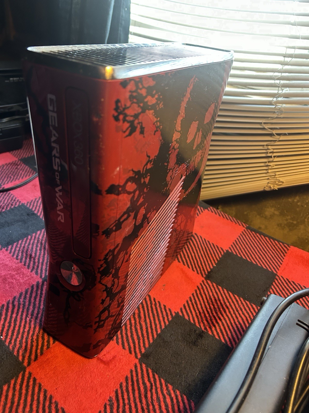 Microsoft Xbox 360 S Collectors Edition Gears of War Console 320GB