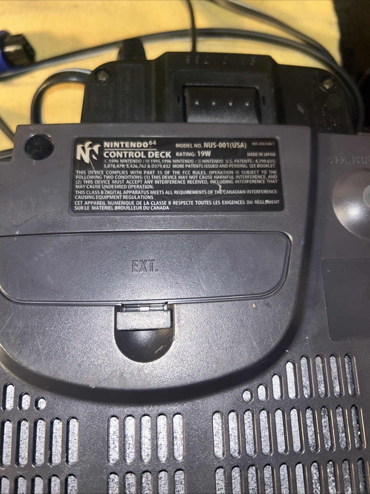 Nintendo 64 System 32MB Home Console – Charcoal Gray