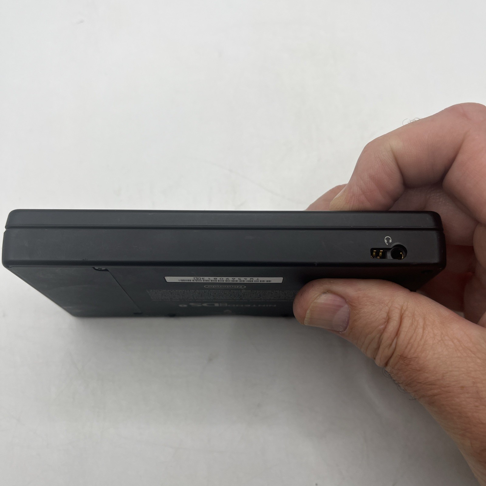 Nintendo DSi Matte Black Handheld Game Console System TWL-001 Error 0000FE00