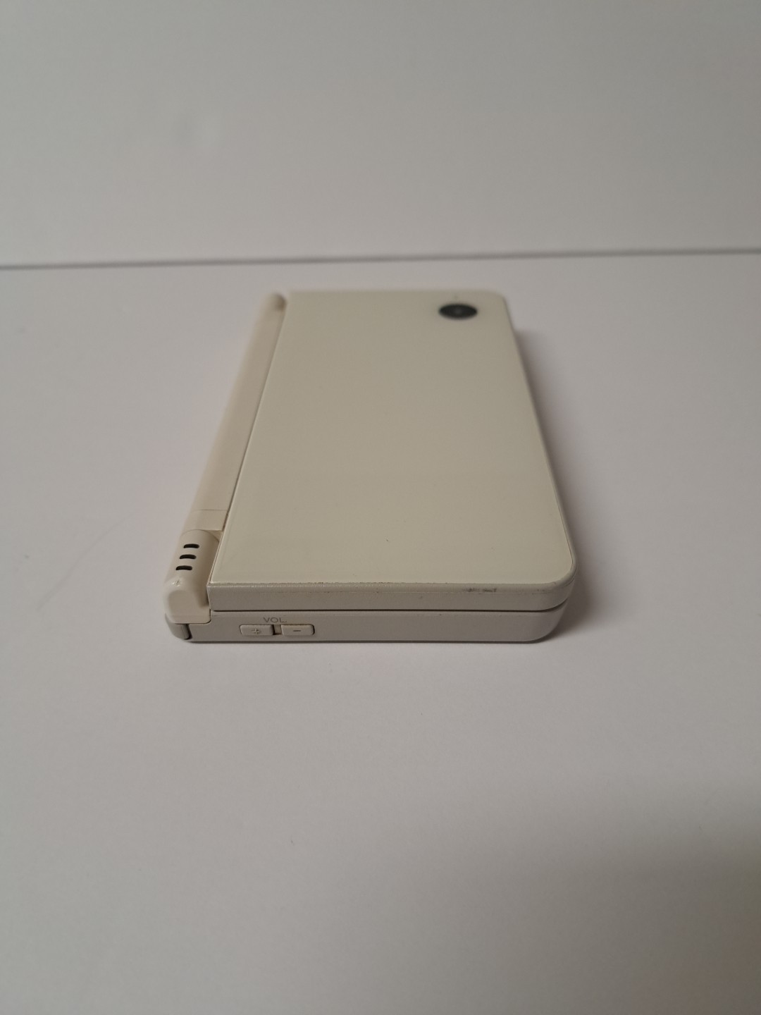 Japanese Nintendo DSI XL w/ 3rd Party Stylus, Battery, Charger. PLEASE READ
