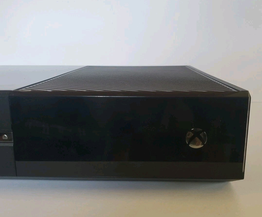 Microsoft Xbox One 500GB Console w/Power TESTED!