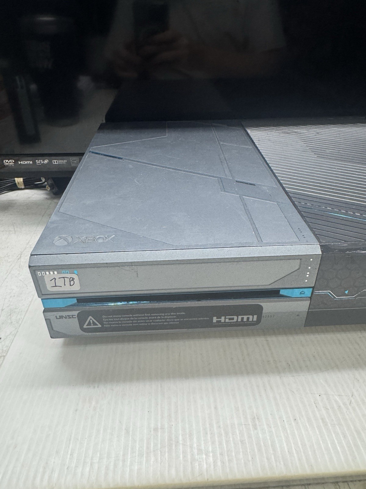 Microsoft Xbox One 1TB Console Gaming System Halo 5: Guardians 1540