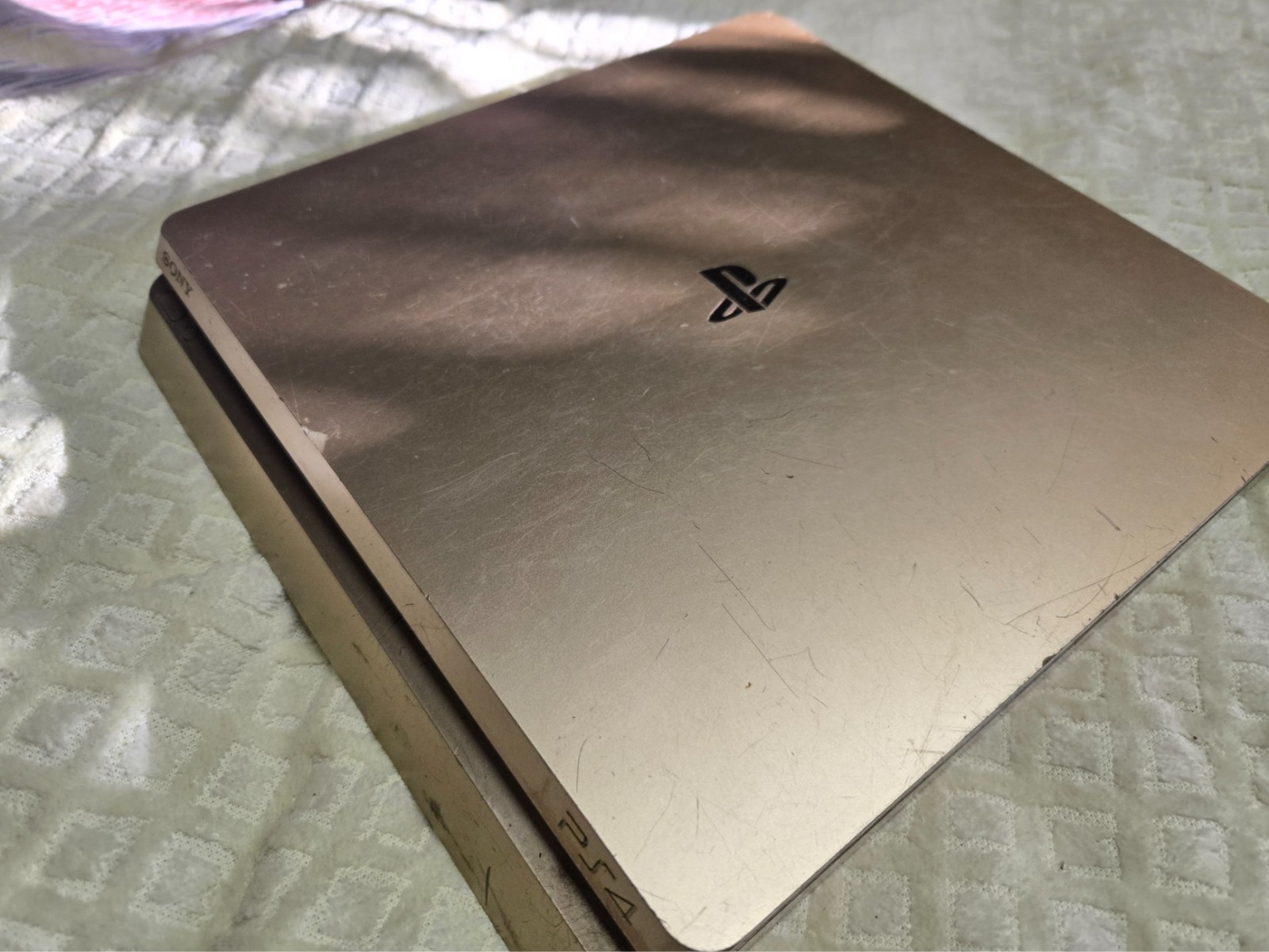 Sony PlayStation 4 PS4 Slim 1TB Gold Limited Edition Console FOR PARTS UNTESTED