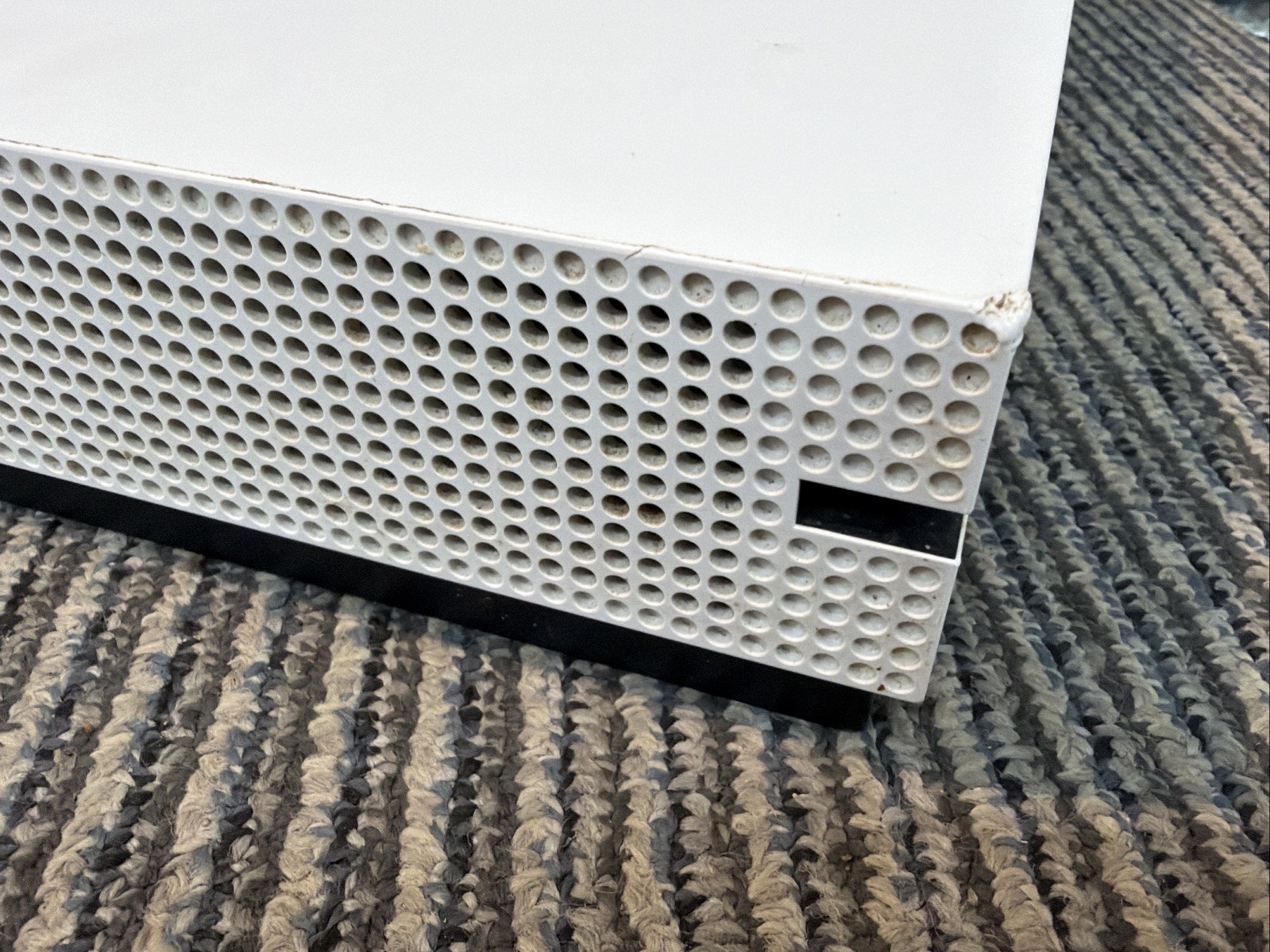 Microsoft Xbox One S 1681 White System Console Only For Parts or Repair