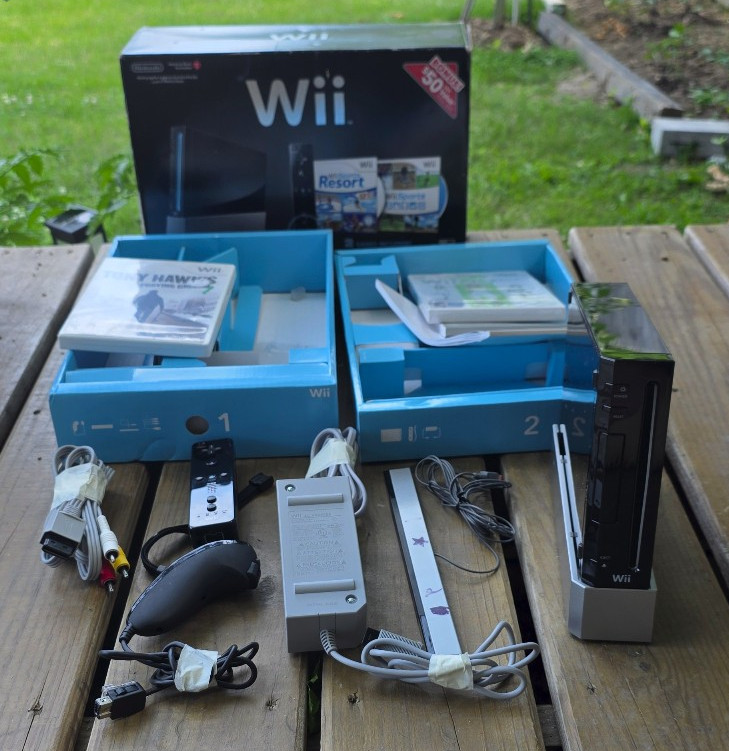 Nintendo Wii Console Bundle Black With Motion Controller GAMES – Tested