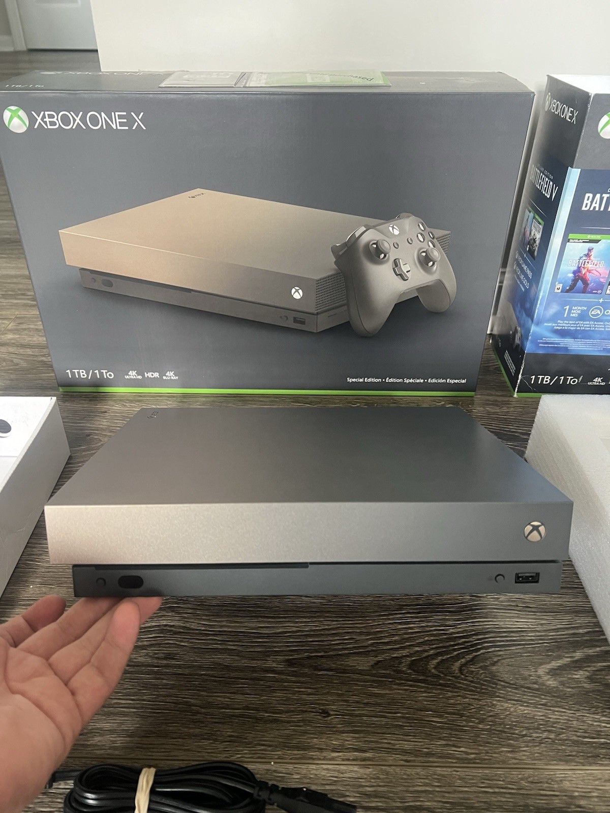 Xbox One X 1TB Console Gold Rush Battlefield Special Edition CIB Original Box