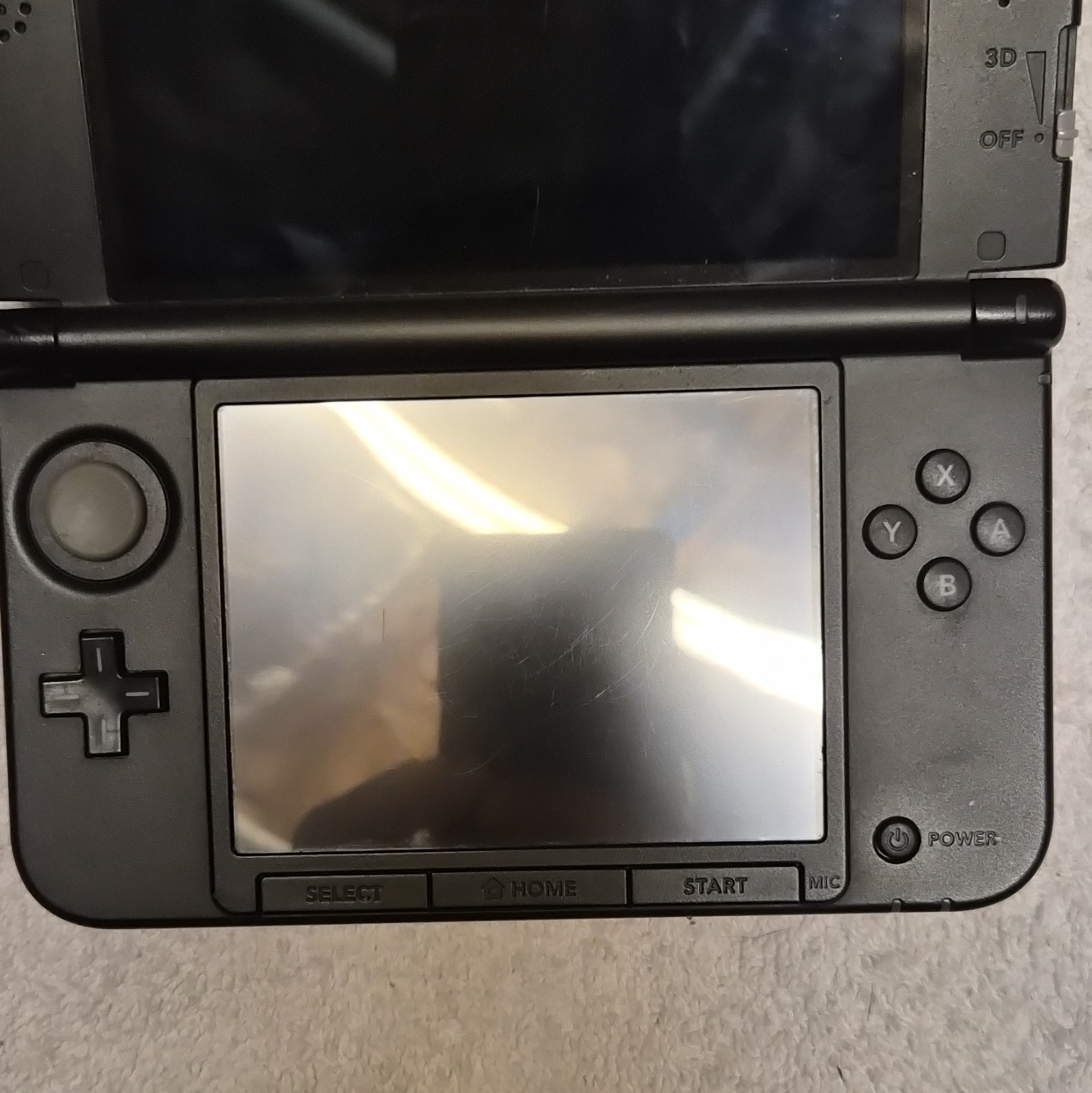Nintendo 3DS XL Handheld System Red/Black 3D Capability Headphone Jack