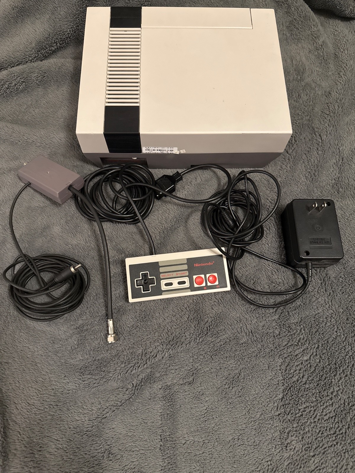 Nintendo NES Action Set Home Console – White/Gray
