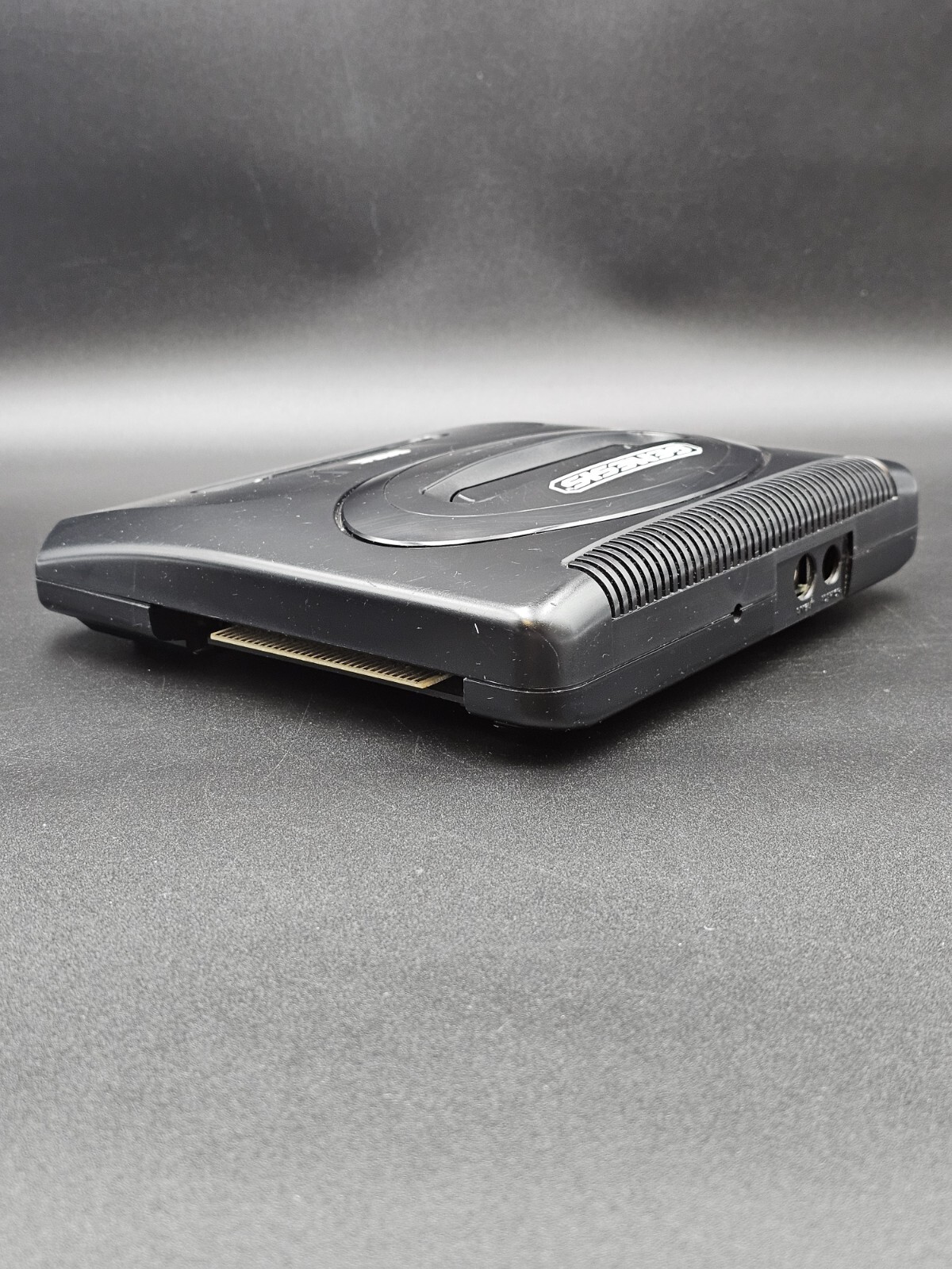 SEGA GENESIS Model 2 Console Tested Working MK-1631 System w/ OEM Controller