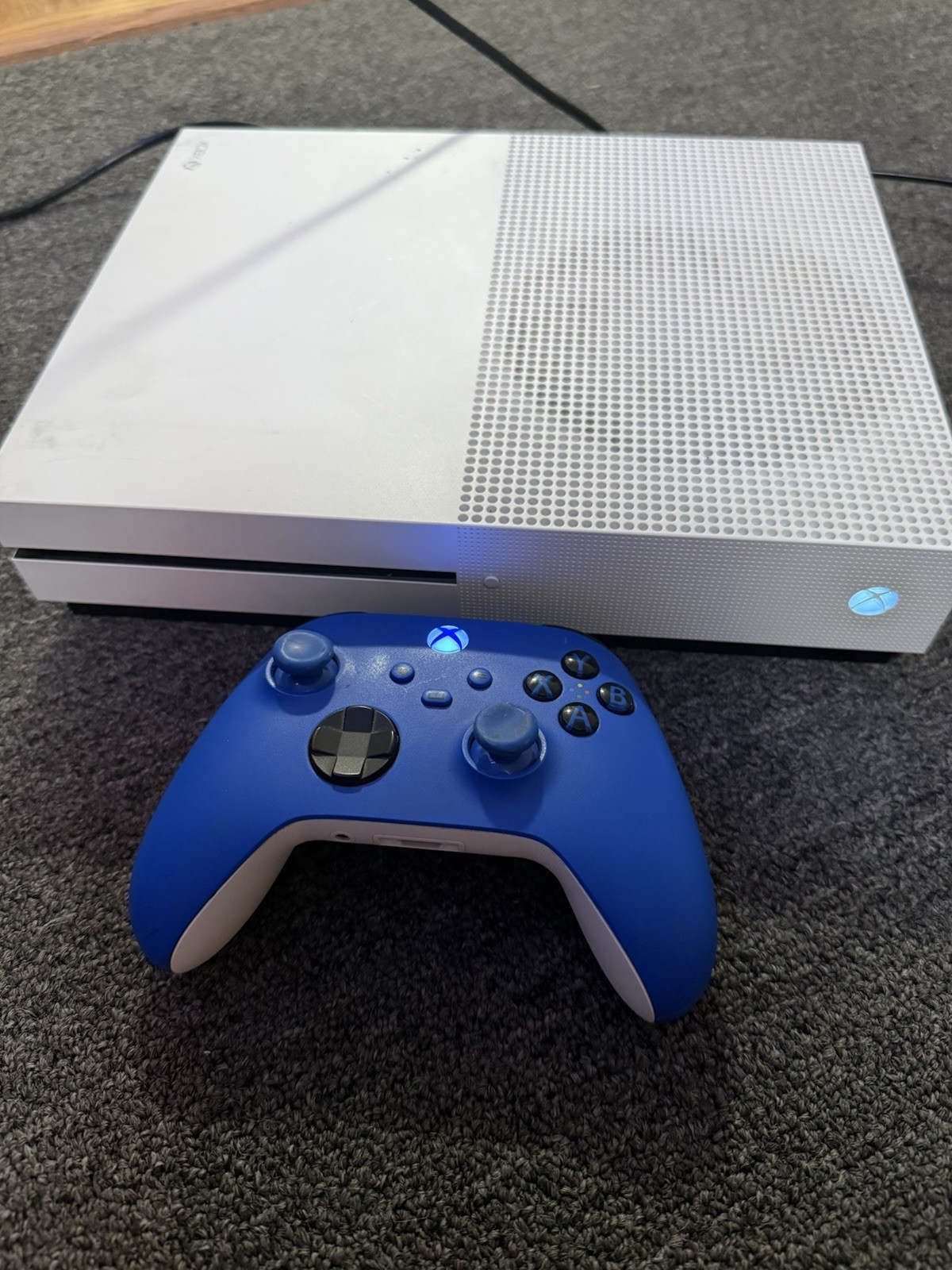 Xbox One S 2TB Console 1681 White, Shock Blue Controller, Power, HDMI, TESTED!