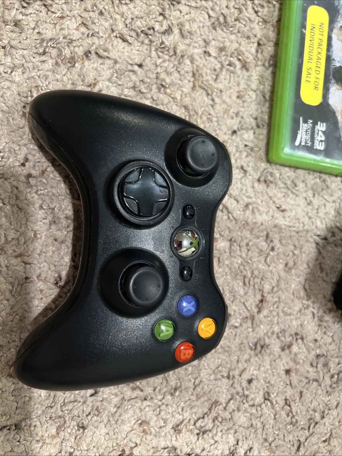 Microsoft Xbox 360 Console With Halo 4 & Wireless Controller Working!