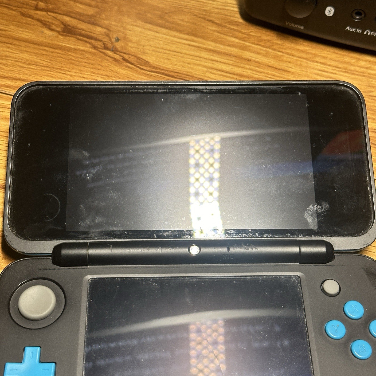 Nintendo New 2DS XL Handheld System for Nintendo 3DS Black/Blue Touchscreen