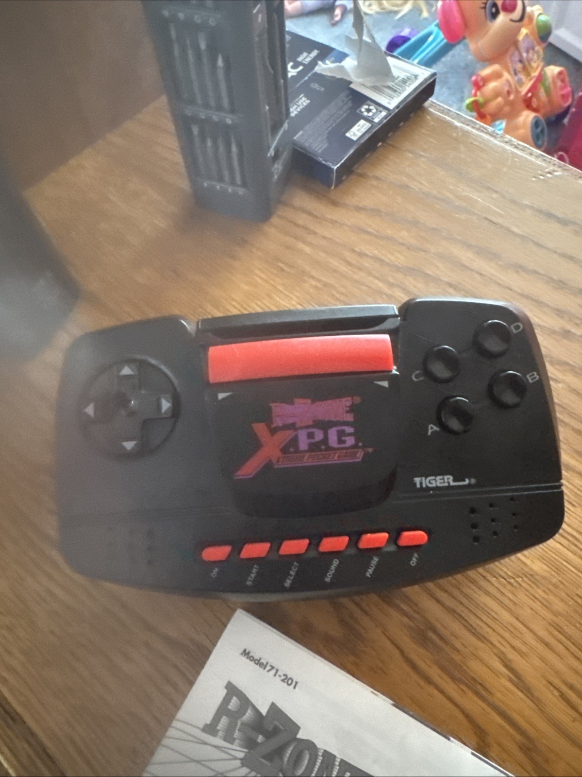 Tiger R-Zone XPG Handheld Console 71-201 W/ Batman Forever Game