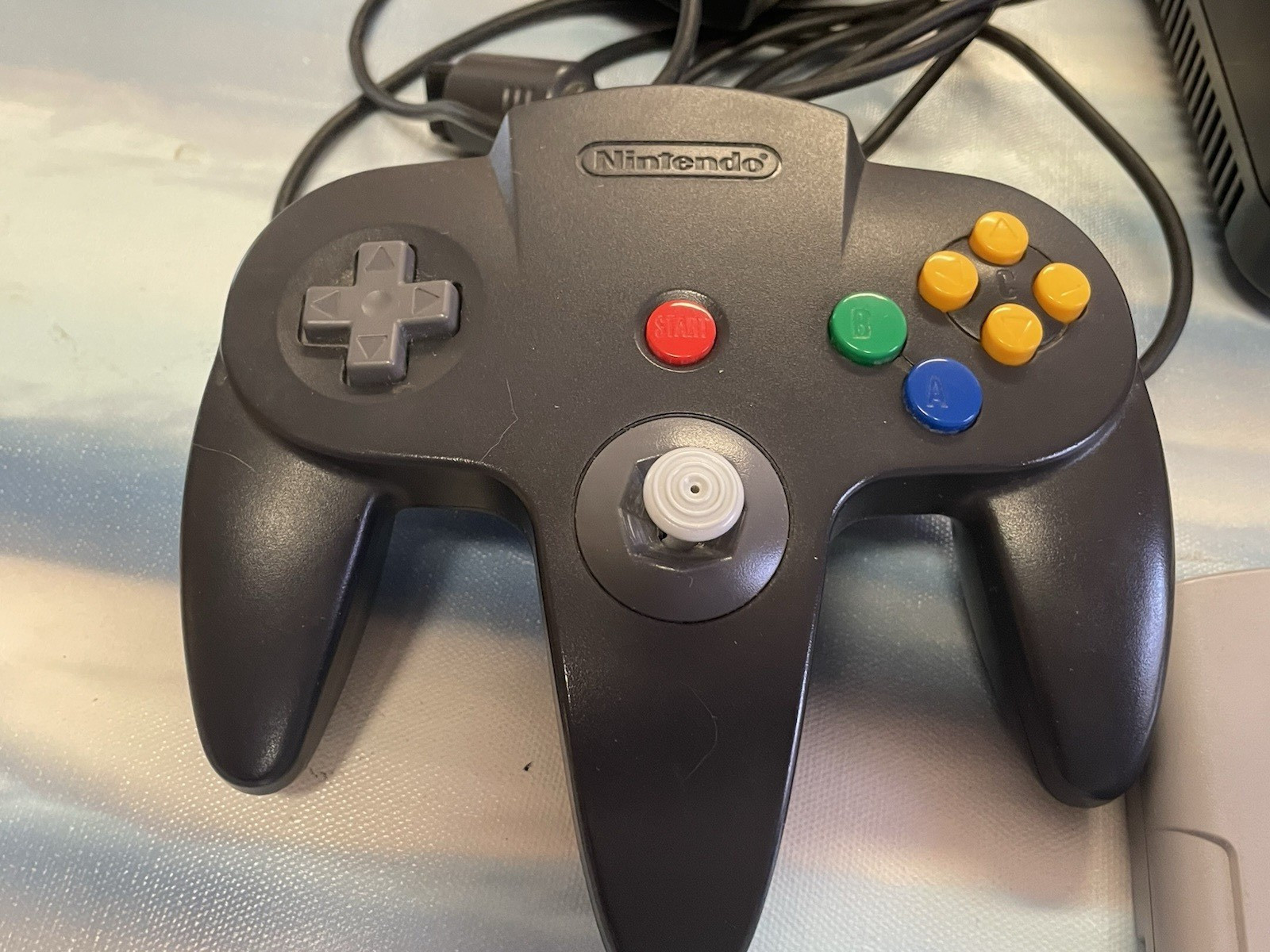 N64 Nintendo 64 Console With 2 Games. 007 The World is Not Enough Tetrisphere